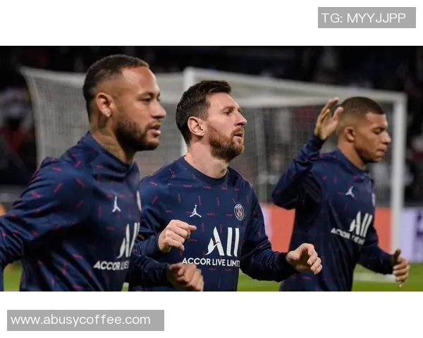 聚焦足球传奇球星：梅西、C罗、内马尔与姆巴佩的荣耀与挑战